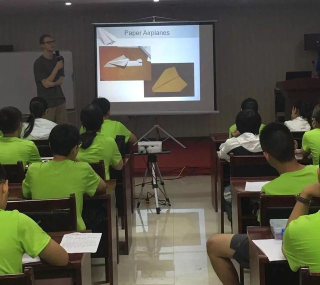 体验进行时丨看我们学得多认真!再看,我们玩得多开心!